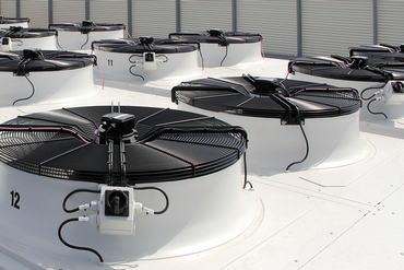 Jak klimat, prawo i nowe technologie zmieniają systemy chłodzenia?